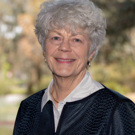 Emeritus Professor Anne Edwards Headshot 